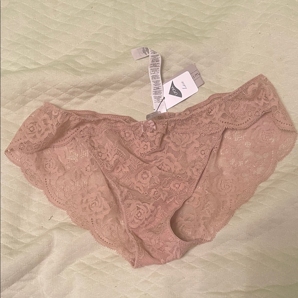 intimissimi Lace Bikini Brief in Soft Beige